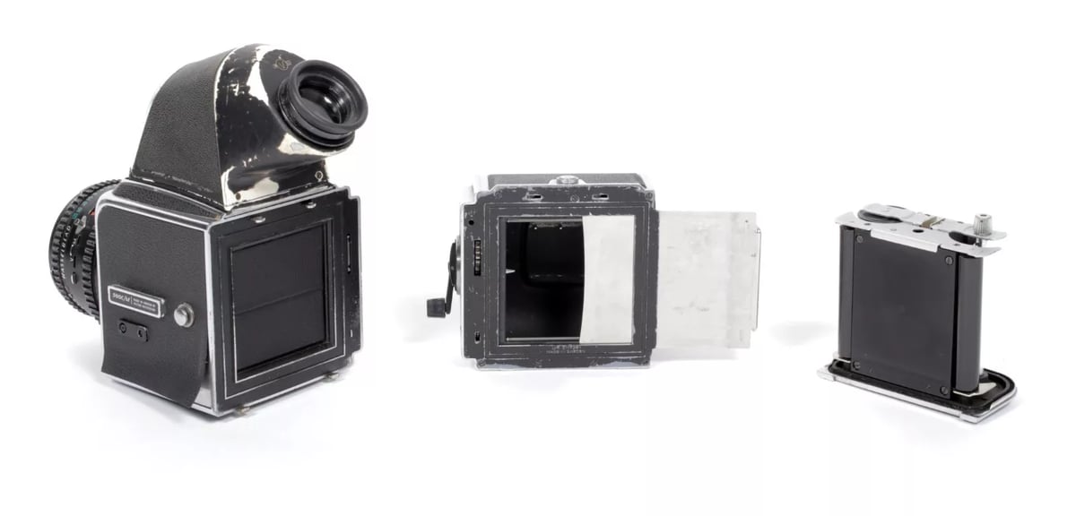 Hasselblad 500C/M camera w/ T* Planar 80mm F2.8 C lens + A12